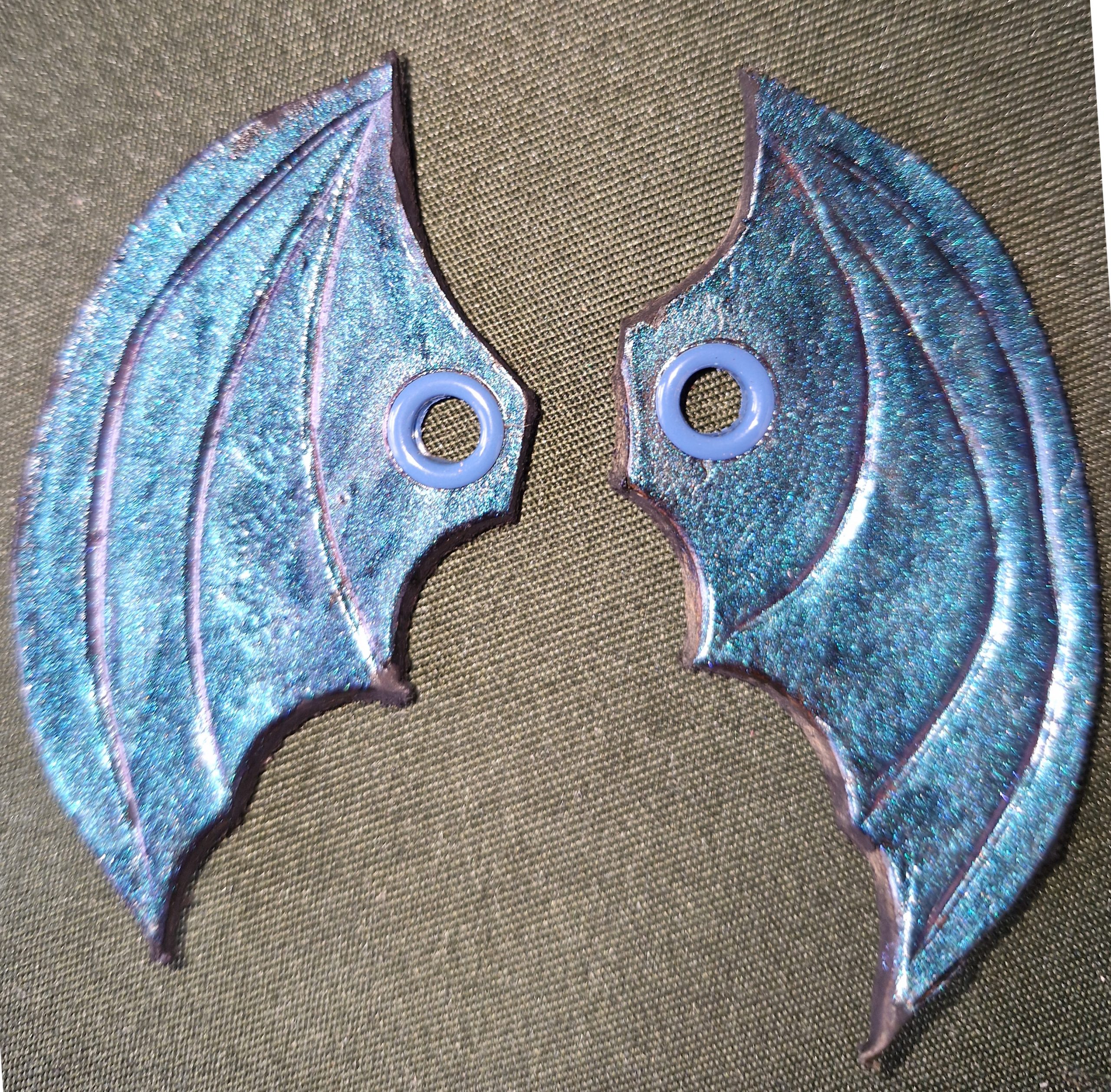 Bijou de chaussure Aile de Dragon en cuir