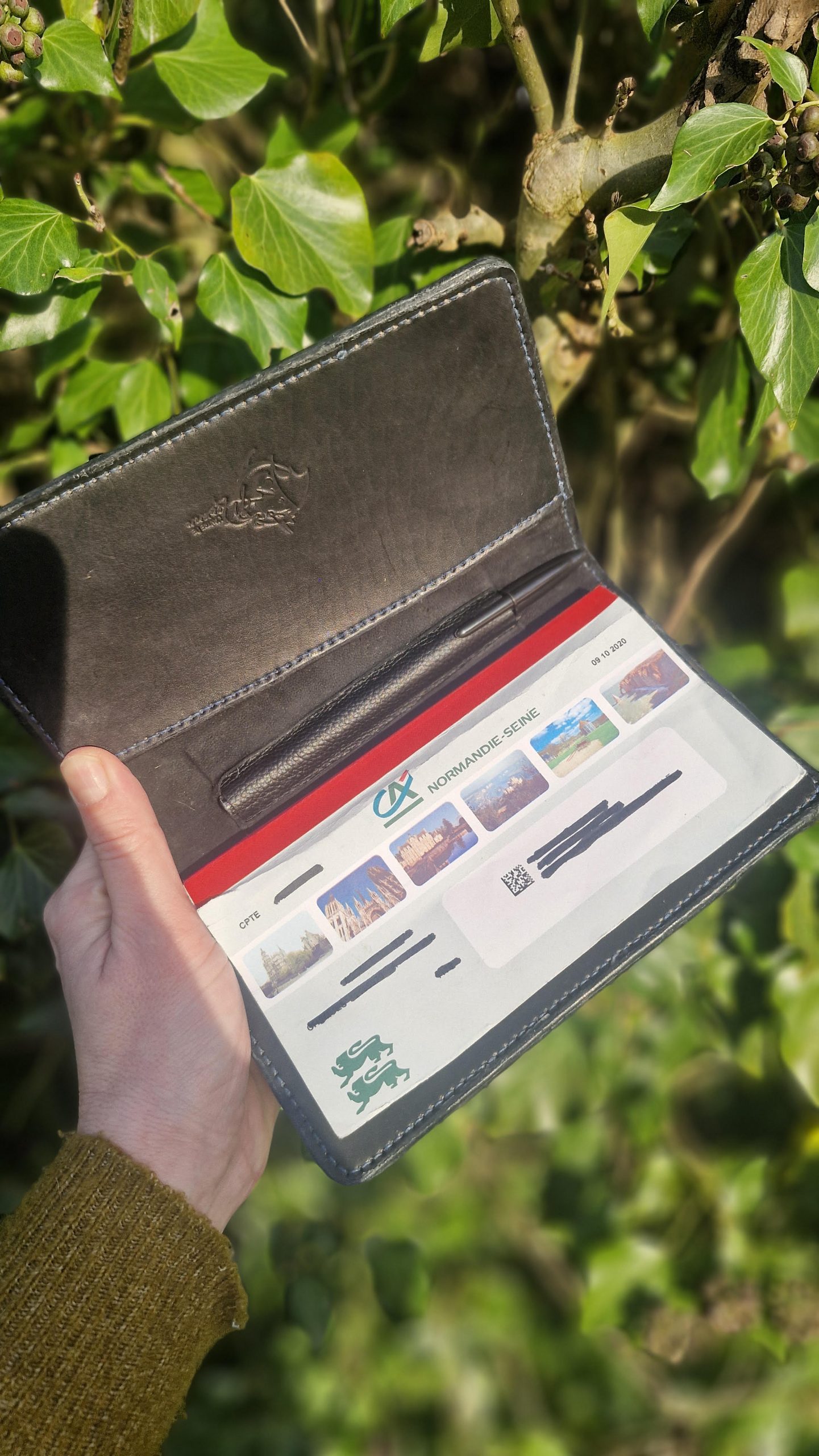 Porte-chéquier en cuir personnalisable