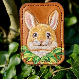 Porte carte lapin en cuir